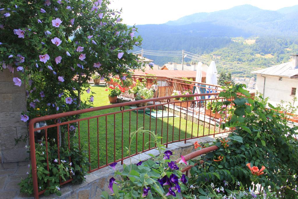 Kris Guest House Devin Exterior foto